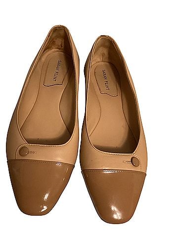 Sarah Flint Flats (view 1)