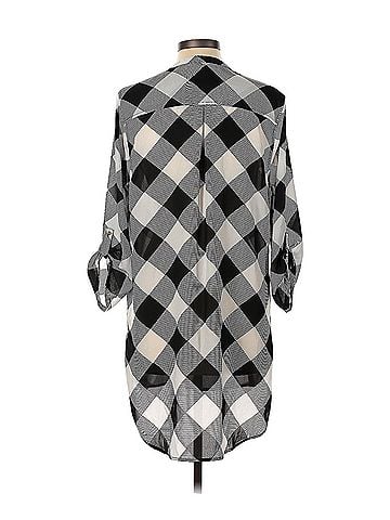Kaari Blue Long Sleeve Button-Down Shirt (view 2)