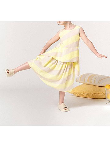 Omamimini Girls' Sleeveless Peplum Top With Side Tails (view 2)