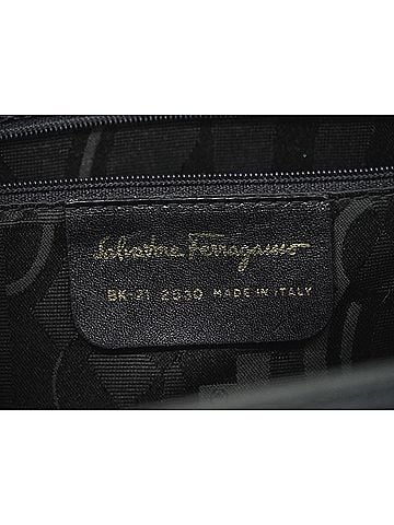 Salvatore Ferragamo Vintage Vara Bow Tote Lizard Embossed Leather Black Leather Tote Bag Bag (view 2)
