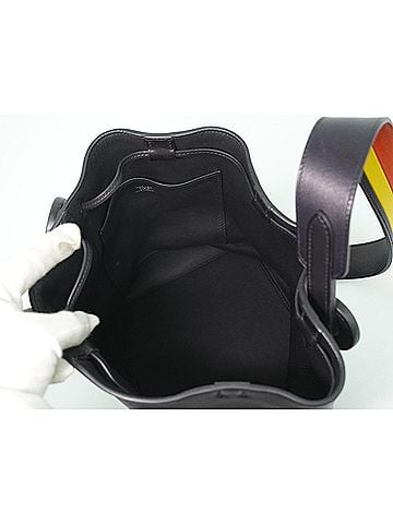 Hermès Licol Bag Volupto Black Leather Shoulder Bag Bag (view 2)