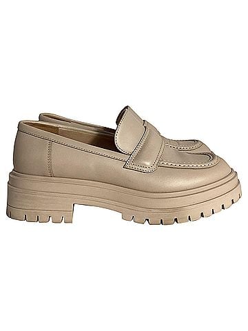 Gianvito Rossi  Gianvito Rossi Chunky Loafers in Nude Leather (view 1)