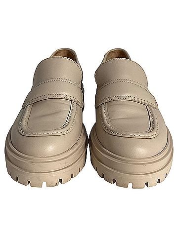 Gianvito Rossi  Gianvito Rossi Chunky Loafers in Nude Leather (view 2)