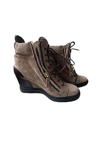 Giuseppe Zanotti Ankle Boots (view 1)