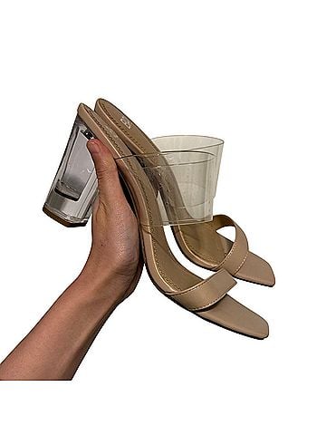 BP. Heels (view 2)