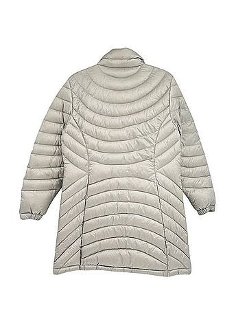 L.L.Bean Ultralight 850 Down Quilted Puffer Coat Jacket Coat (view 2)
