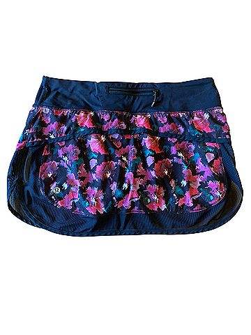 Lululemon Athletica Hotty Hot  Casual Skirt (view 2)