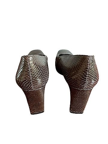 Stuart Weitzman Stuart Weitzman Heels (view 2)