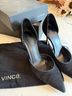 Vince. 100% Suede Black Heels Size 9 - photo 4