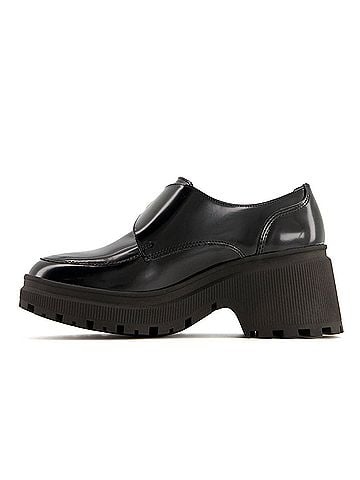 Andrea Women's Chunky Sole Heeled Patent Moccasins (view 2)