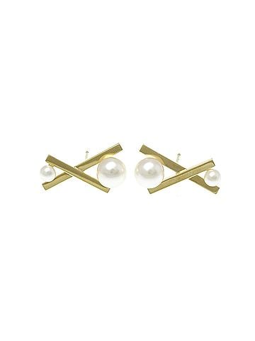Tasaki Tasaki Balance Cross Earrings Pearl Yellow Gold (18K) Stud Earrings (view 1)