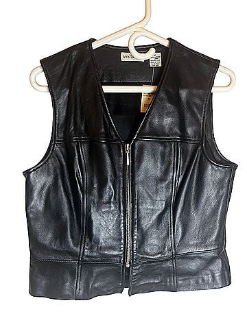 Ann Taylor Vest (view 1)