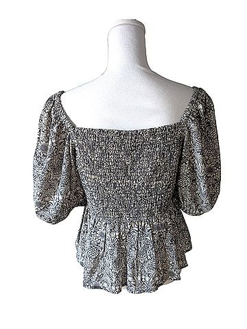 Dizzy Lizzy Dizzy Lizzy Short Sleeve Top (view 2)