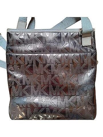 Michael Kors Jet Set Large Crossbody Purse Crossbody Bag (view 2)