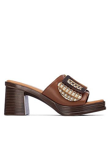 XTI Women's Refresh 175028 Slip-On Sandals (view 1)