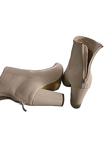 Shein Ankle Boots (view 2)