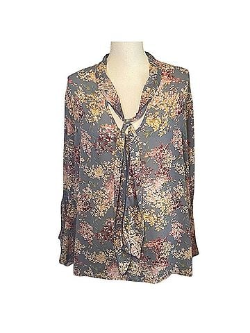 Full Circle Trends With Love Long Sleeve Top (view 1)