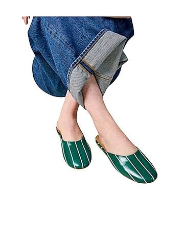 Charlotte Stone Prim Ivy Ballet
Elegant ballet flat Flats (view 1)