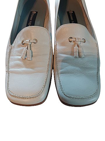 Etienne Aigner Flats (view 2)