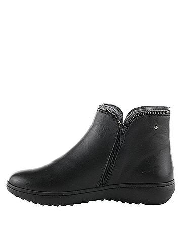 Spring Step Women's Zipit Boot in Black (view 2)