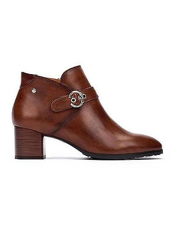 Pikolinos Women's Calafat Heeled Ankle Boots in Cuero (view 1)