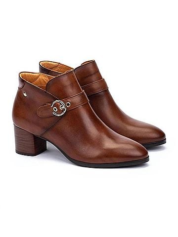 Pikolinos Women's Calafat Heeled Ankle Boots in Cuero (view 2)