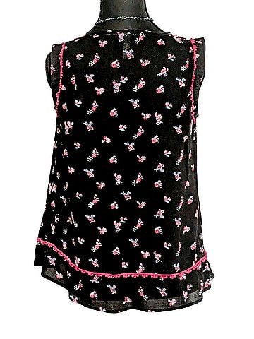 Xhilaration Sleeveless Top (view 2)