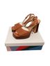 Katy Perry Graphic Brown Orange Heels Size 10 - photo 2
