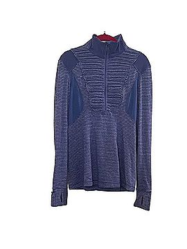 Lululemon Athletica Long Sleeve T-Shirt (view 1)