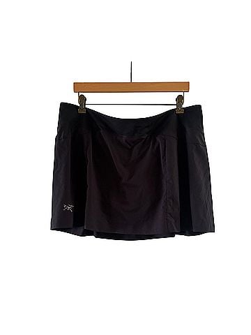 Arc'teryx Skort (view 2)