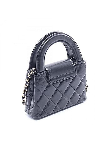 Chanel Chanel Matelassé Shoulder Bag/Handbag, Lambskin Leather, Women's, Black (view 2)