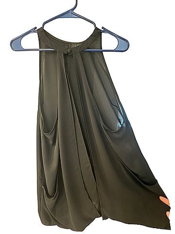 BB Dakota Sleeveless Top (view 2)
