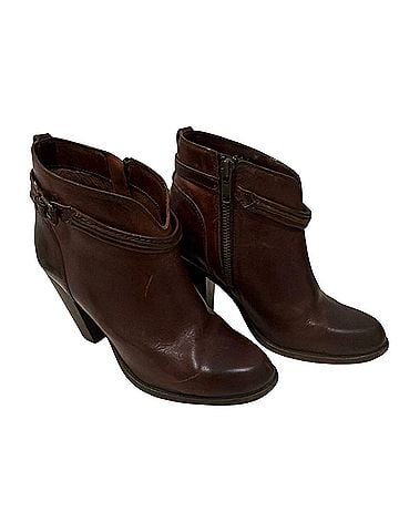 FRYE Jenny Seam Short Boots (view 1)