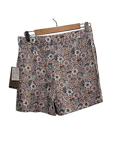 Vans Retro Floral Woven Shorts Shorts (view 2)