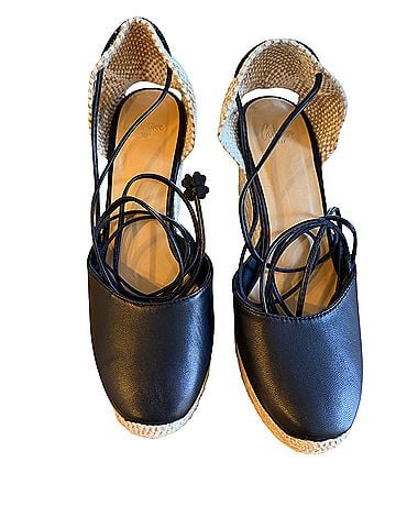 Castaner Wedges (view 1)