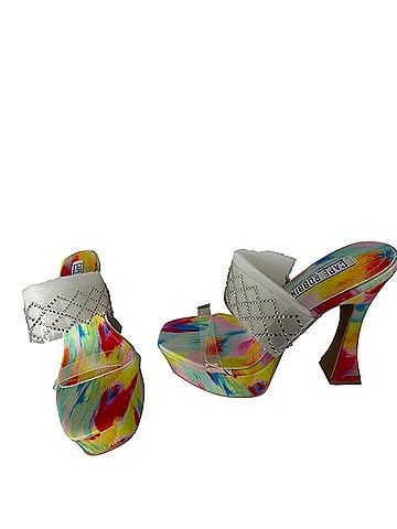 Cape Robbin Heels (view 2)