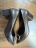 Tory Burch 100% Leather Black Heels Size 6 - photo 4