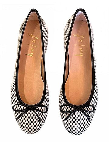 fs/ny Women's Marge Raffia Flat Shoes in Black/White (view 2)