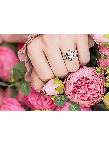 Starlette Women's Genisse Engagement Ring (view 2)