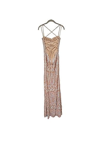 Windsor Priya Cocktail Dress (view 2)
