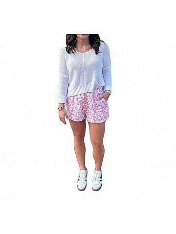 Meet Me in Santorini Petal Splash Pull On Shorts in Multi (view 2)
