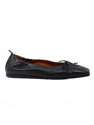 I.N.K. Shoes Women's Bow Stitch Flat in Black (view 1)