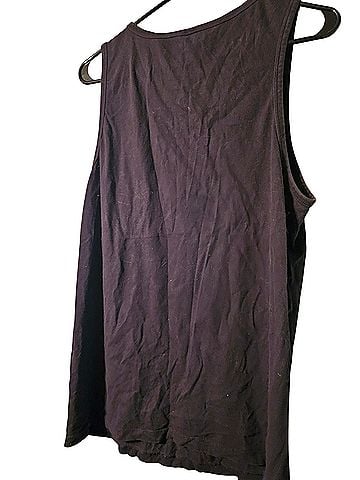 Hot Topic Tank Sleeveless T-Shirt (view 2)