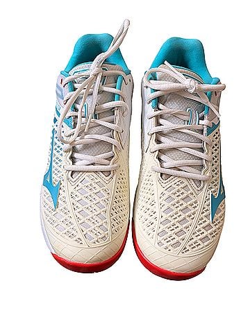 Mizuno Sneakers (view 1)