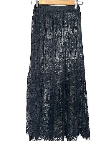 BlackMilk Gossamer Lace Maxi Skirt Casual Skirt (view 2)