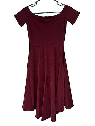 Sarin Mathews Off-the-Shoulder Dress Casual Dress (view 2)