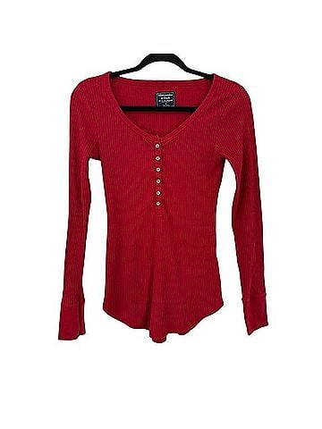 Abercrombie & Fitch Long Sleeve T-Shirt (view 1)