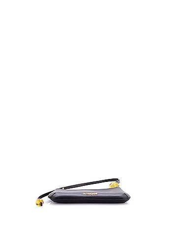 Jacquemus Le Bisou Perle Shoulder Bag Leather (view 2)
