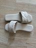 Cushionaire White Sandals Size 7 - photo 3