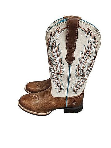 Ariat Round Up Stretch Fit Boots (view 1)